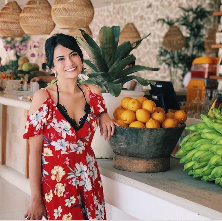 Instagram @vanessaangelofficial