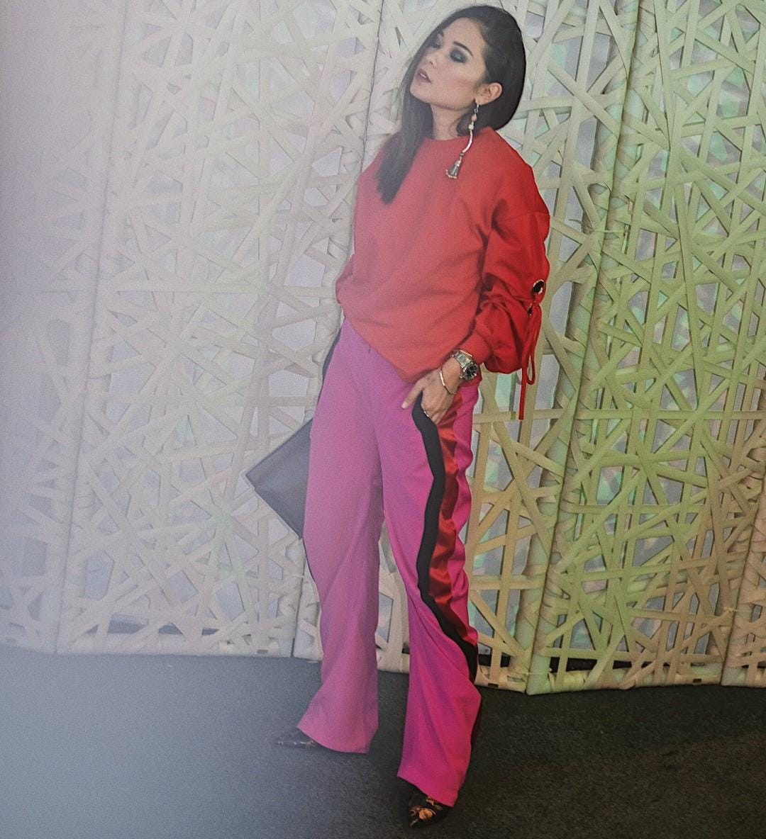 Instagram: @ayladimitri