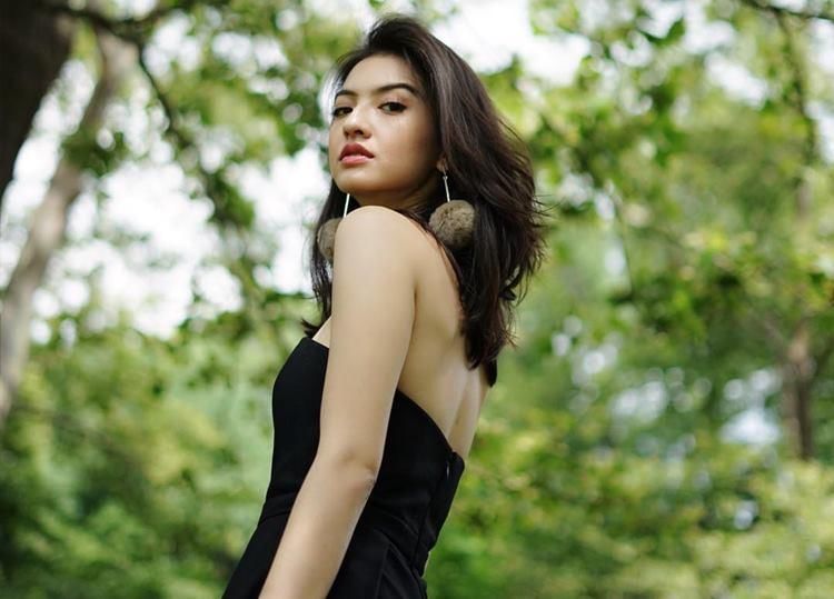 Instagram @ralineshah