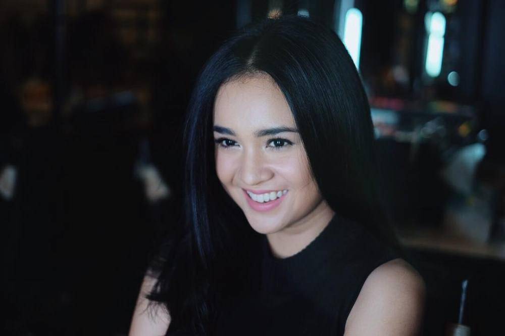 www.instagram.com/michelleziu