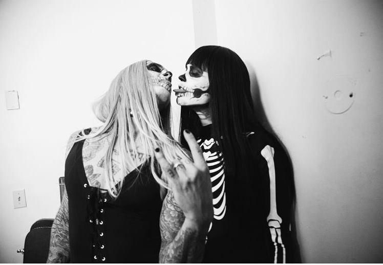 Instagram @behatiprinsloo