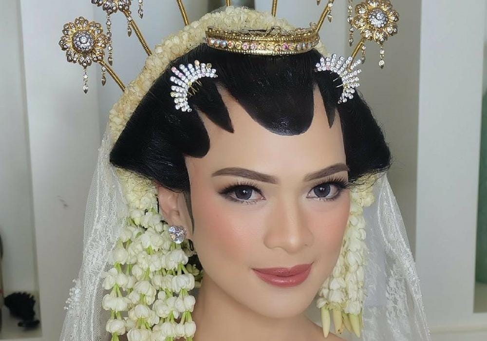 Instagram.com/jasminelishava