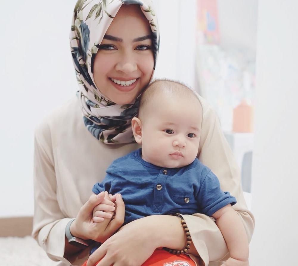 Instagram @aryanifitriana24