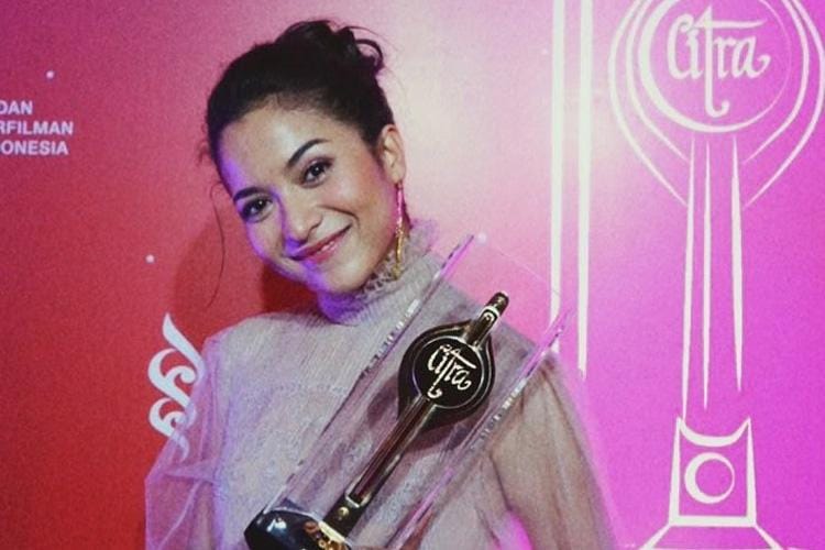 Instagram: @putrimarino