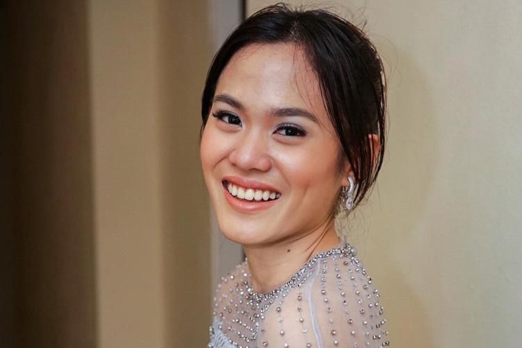 Instagram: @sherylsheinafia