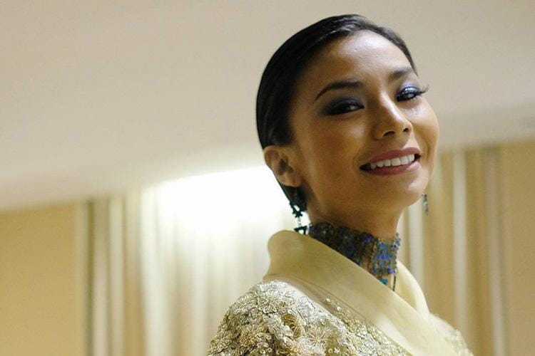 Instagram: @shareefadaanish