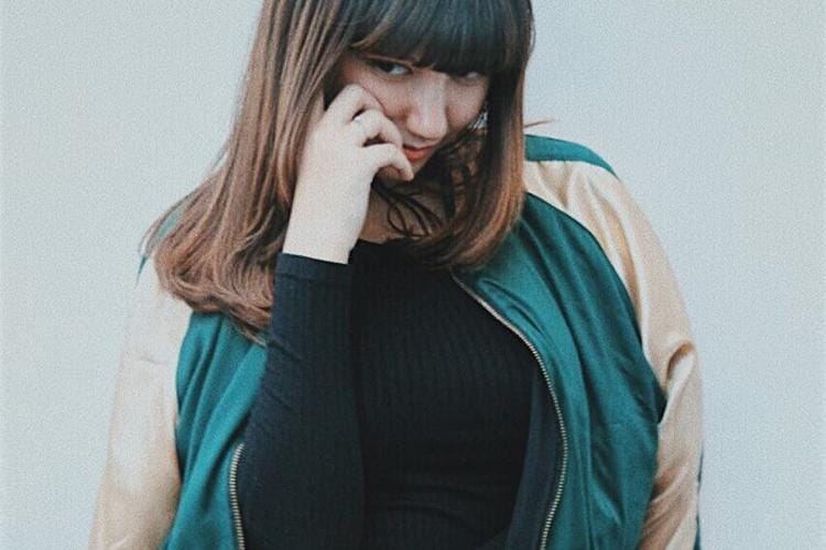 #PopbelaOOTD: Jaket Bomber Masih jadi Tren Lho!