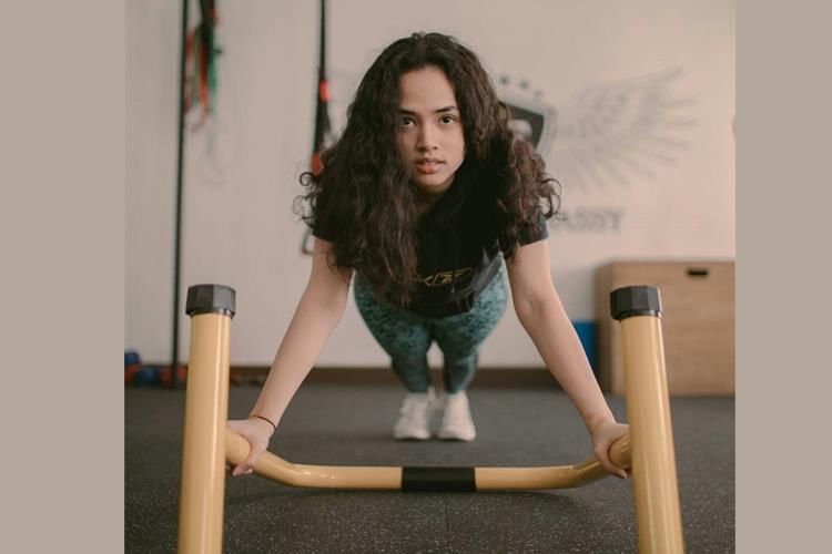 Instagram: @wizzyofficial_