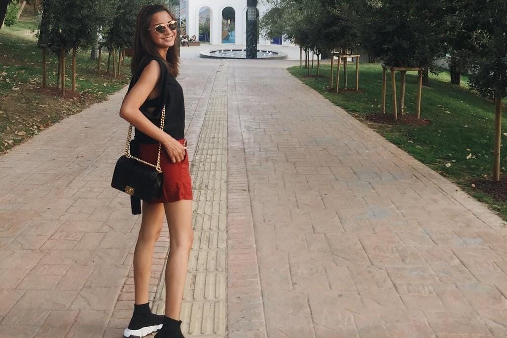 Sneakers Mewah ini jadi Andalan Kirana Larasati untuk Tampil Keren