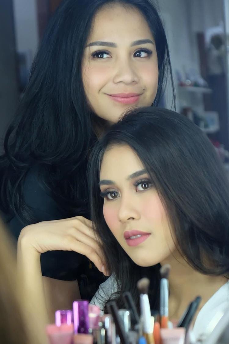 Instagram: @syahnazs