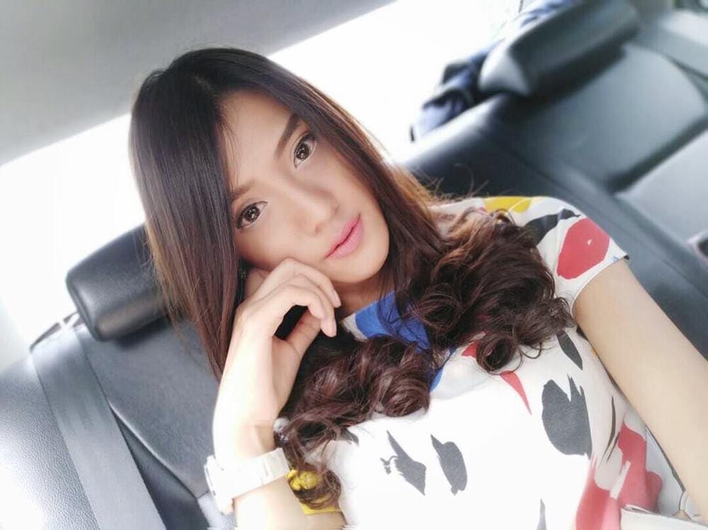 Instagram.com/anissaaziza