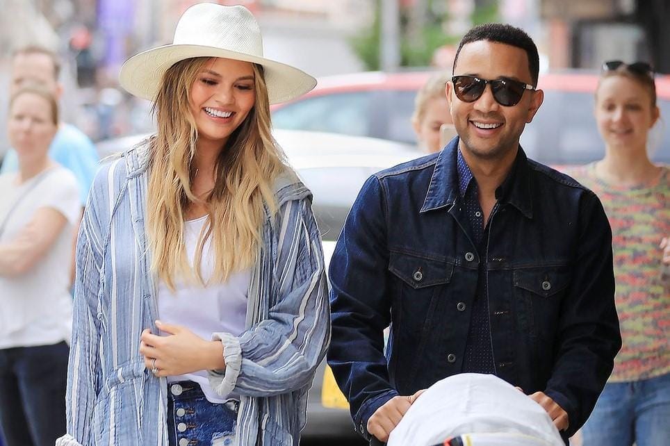 Gaya Kompak menjadi Kunci Hubungan Langgeng John Legend dan Chrissy Teigen