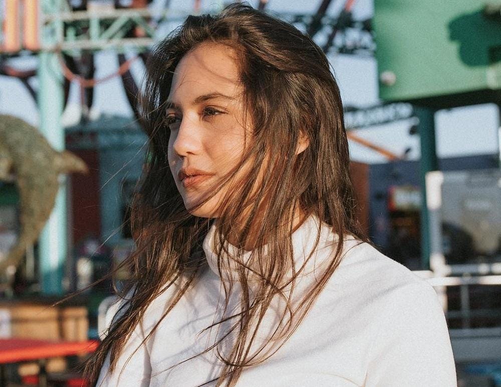 instagram.com/pevpearce