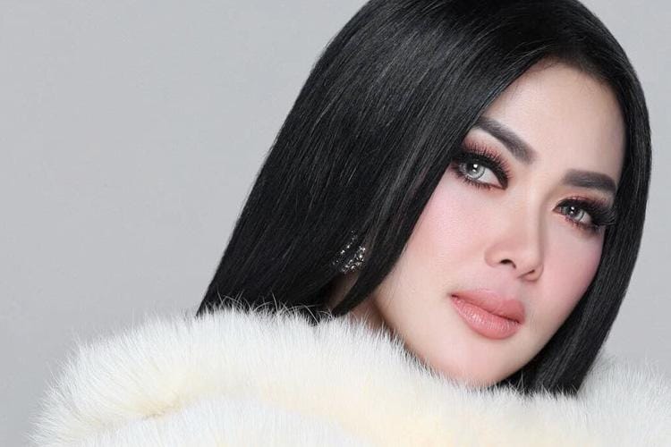 Instagram/princessyahrini