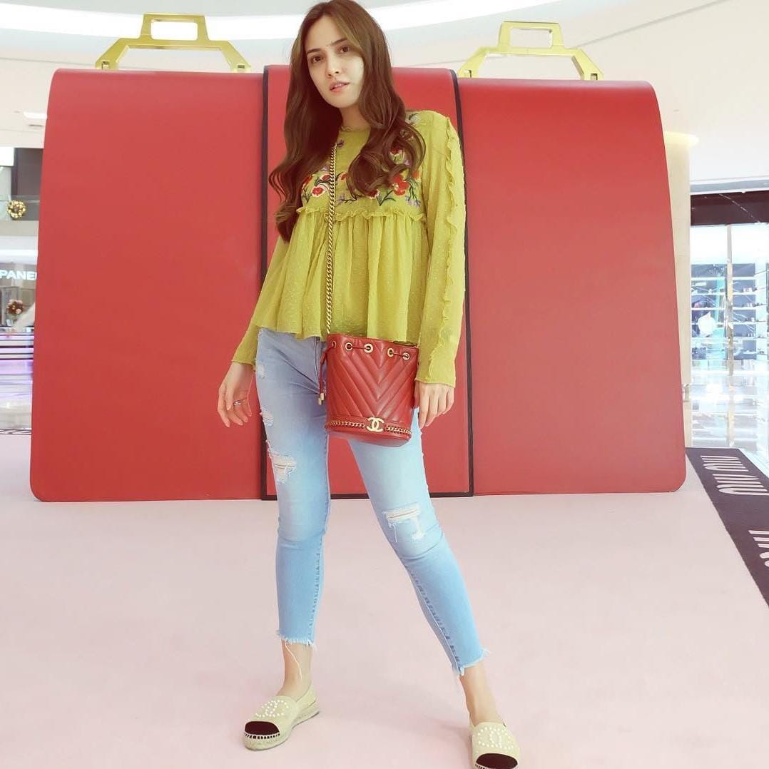 Instagram.com/shandyaulia