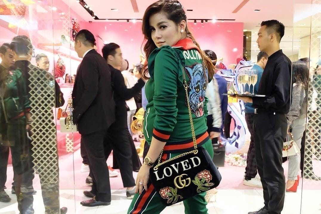 Selalu Tampil Branded, Ini Gaya Mewah Olla Ramlan