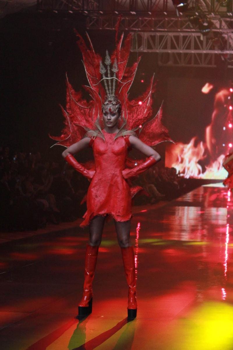 Popbela.com/Michael Richards