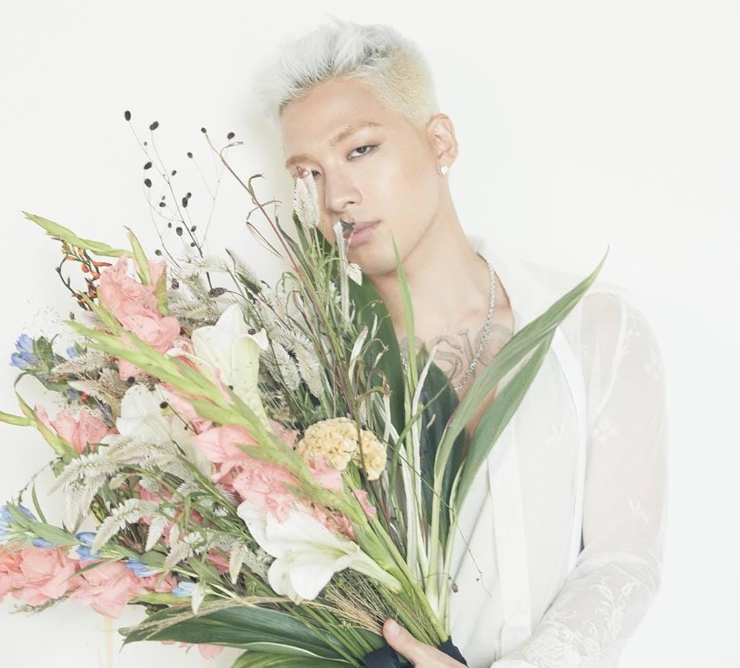 instagram.com/__youngbae__