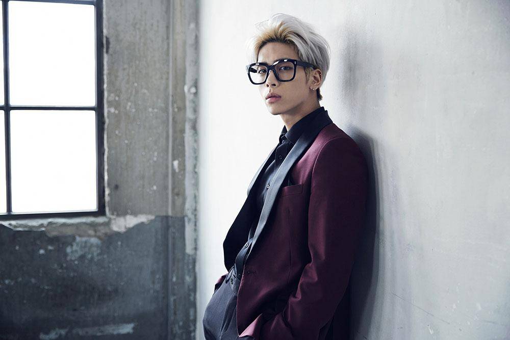 kpopbehind.com