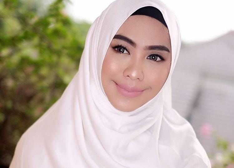 instagram.com/okisetianadewi