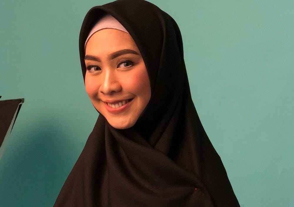 instagram.com/okisetianadewi