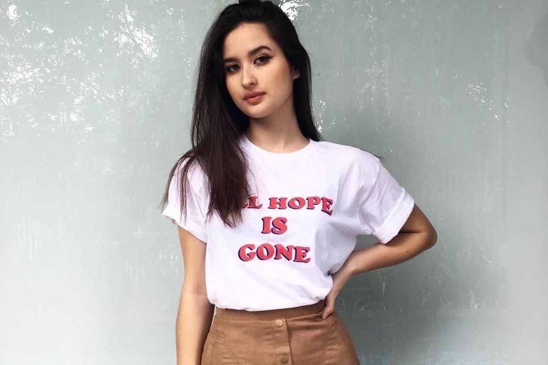 Instagram.com/stephaniepoetri