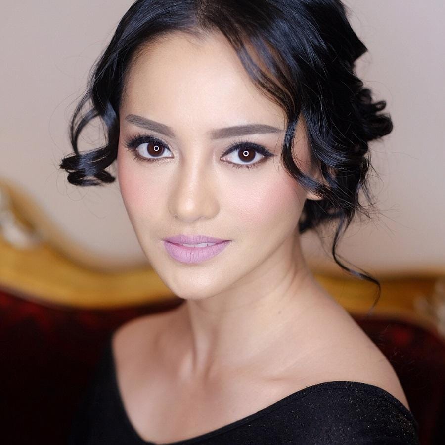 Instagram.com/ririnekawati