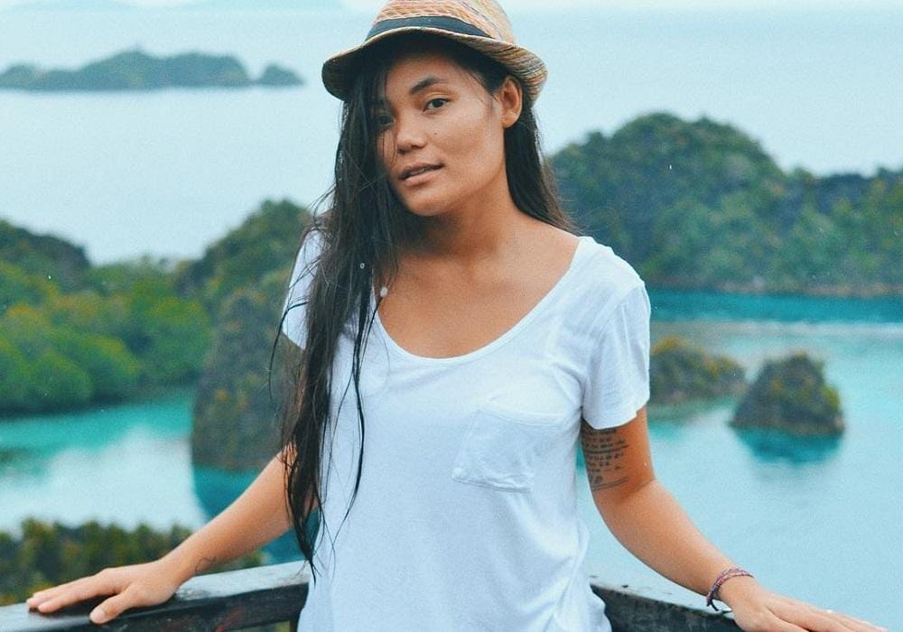 instagram.com/wulanrussell