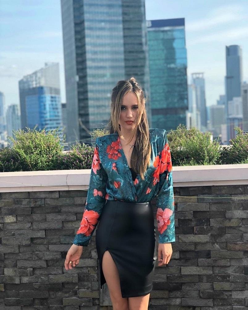 Instagram.com/claurakiehl