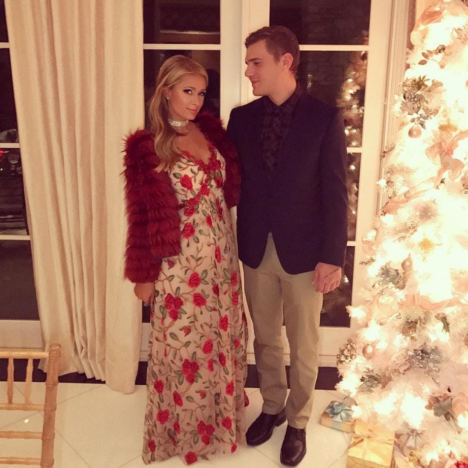 Instagram.com/parishilton