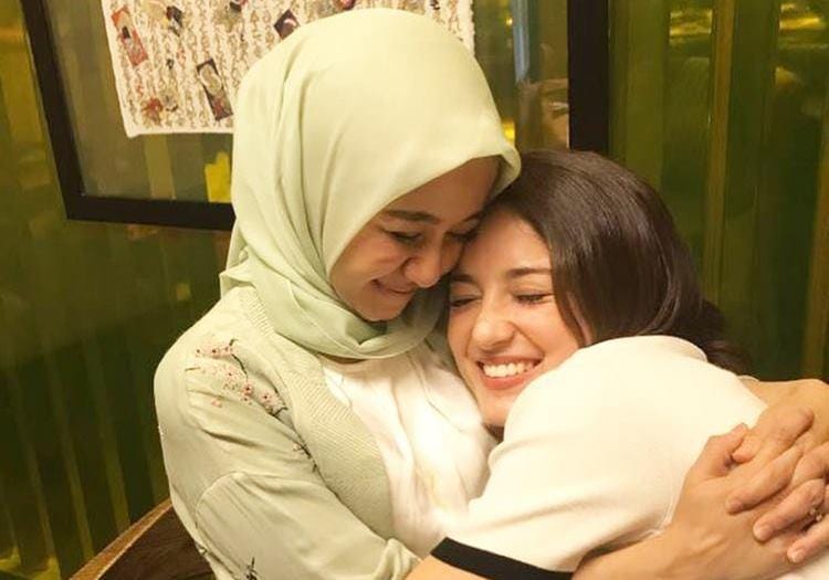 Instagram.com/julstelle