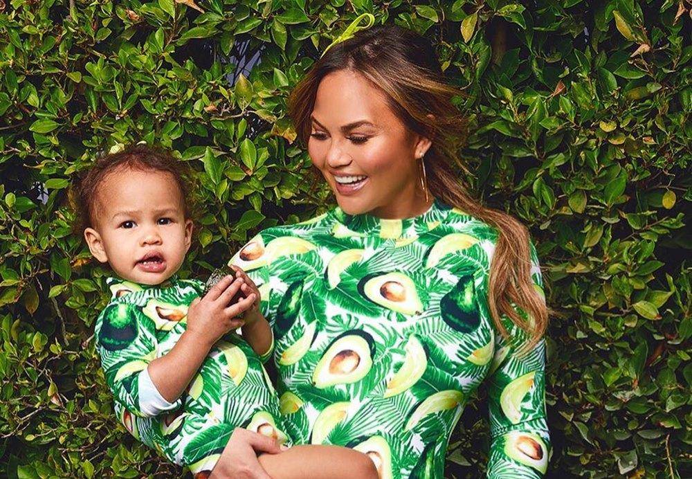 Instagram.com/chrissyteigen