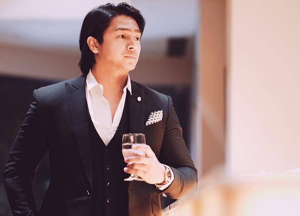 instagram.com/devamahenra