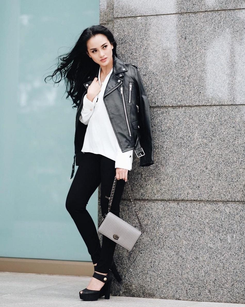 Instagram.com/ririnekawati