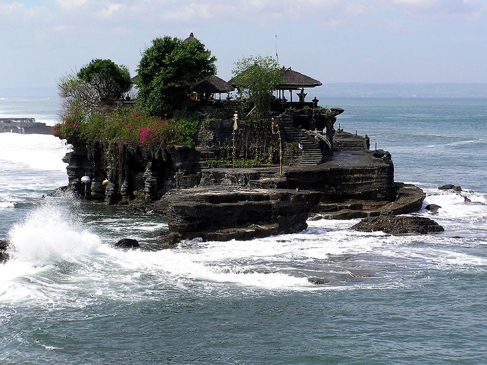 bali.panduanwisata.com