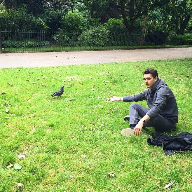 instagram.com/aialbar