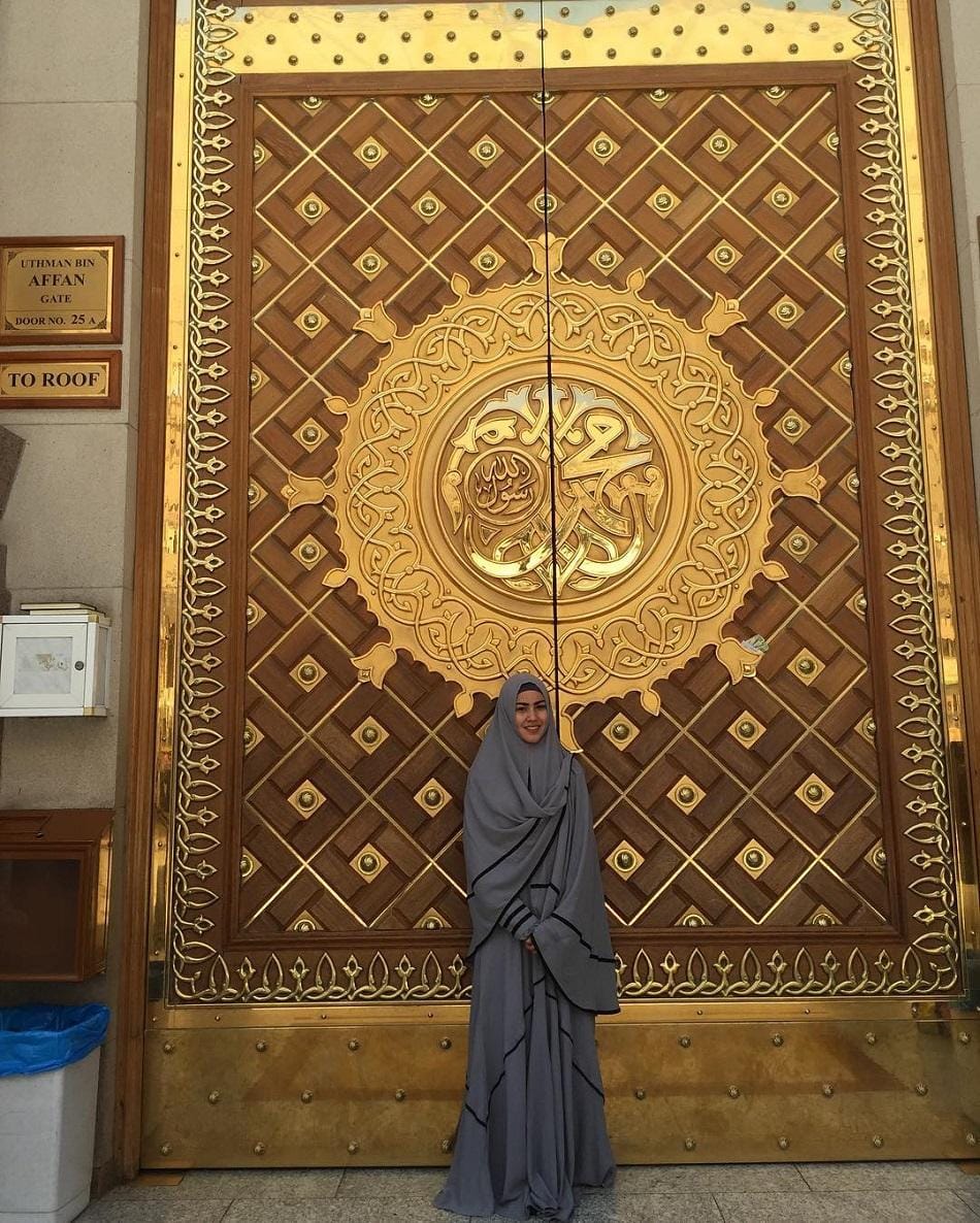 Instagram.com/kartikaputriworld