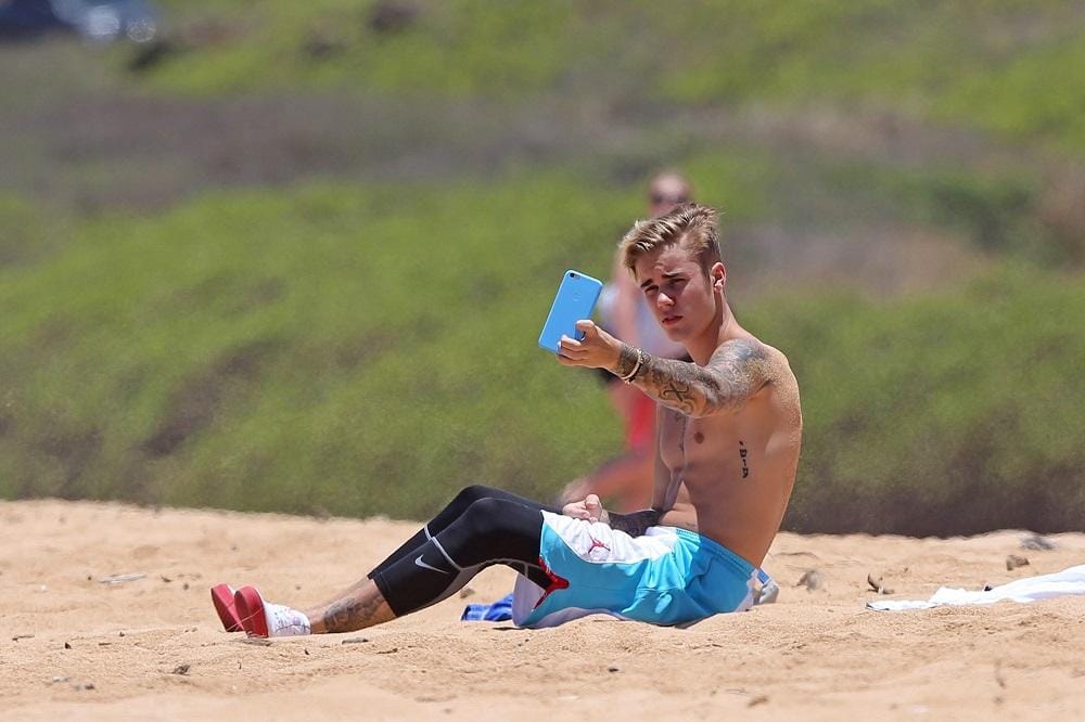  vogue.com/Splash News