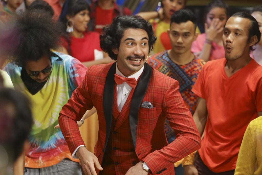 5 Persamaan Reza Rahadian dan Benyamin Sueb, Kebetulan?