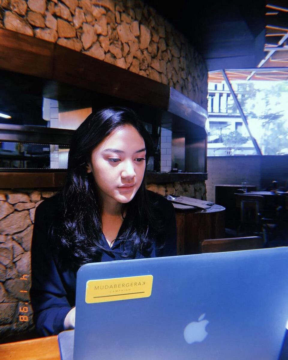 instagram.com/putri_tanjung