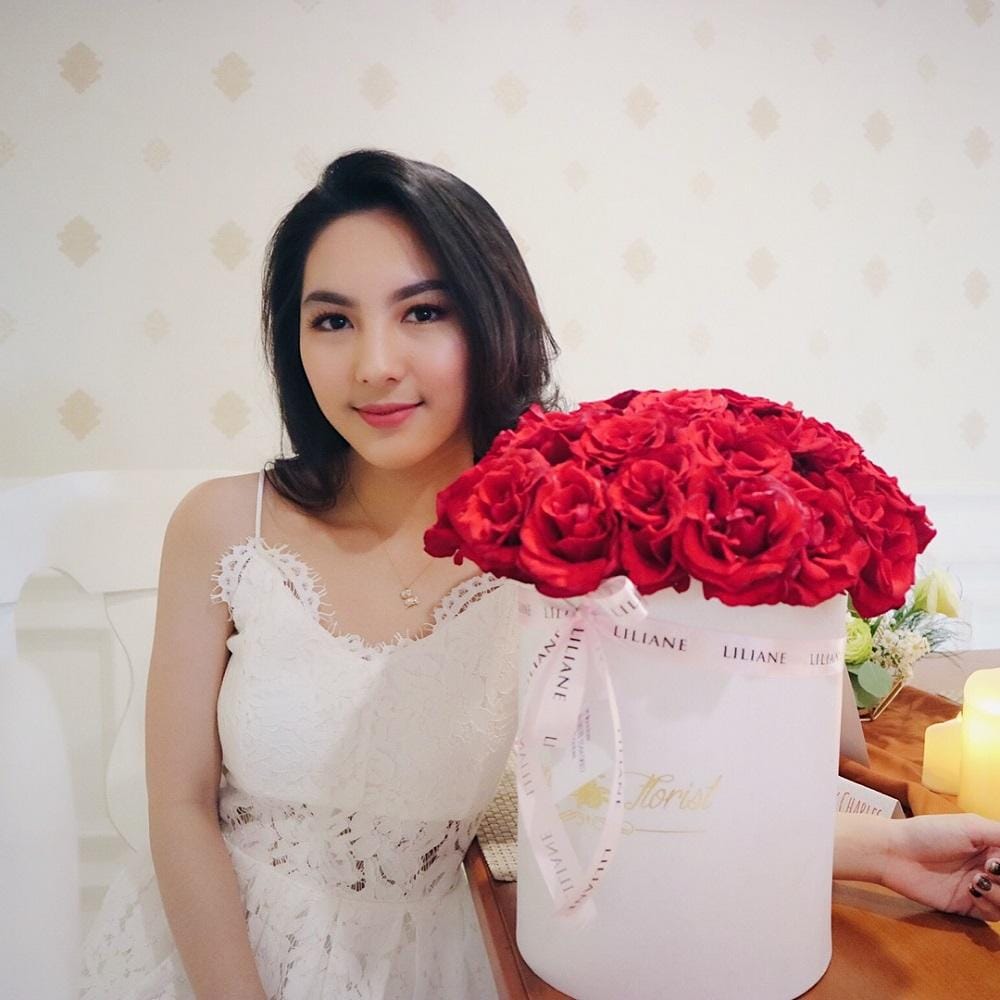 Instagram.com/deviennaaa