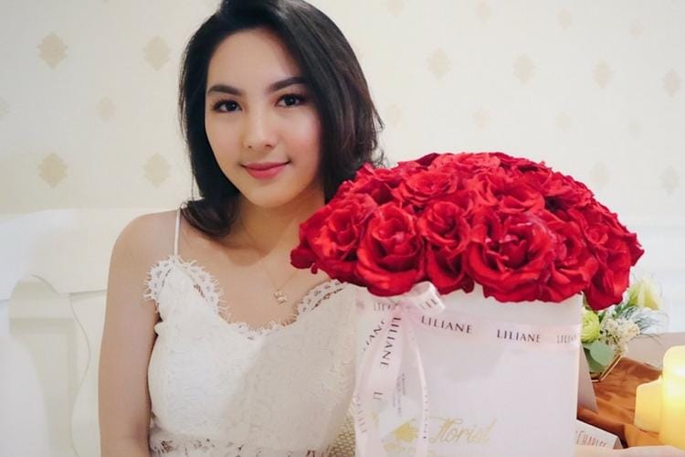 Instagram.com/@deviennaaa