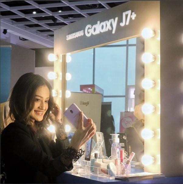 instagram.com/nadiaaqilla