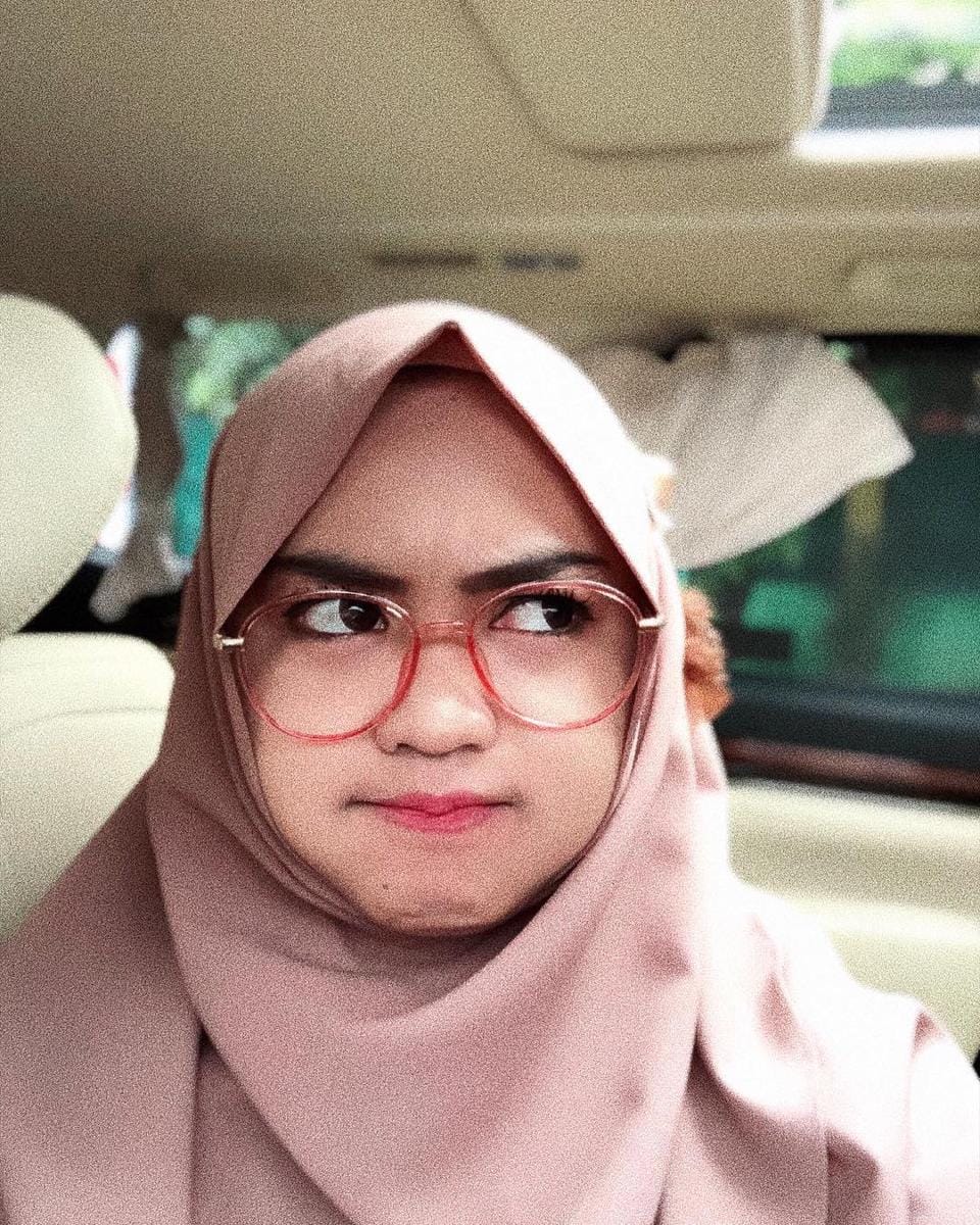 Instagram.com/Riaricis1795