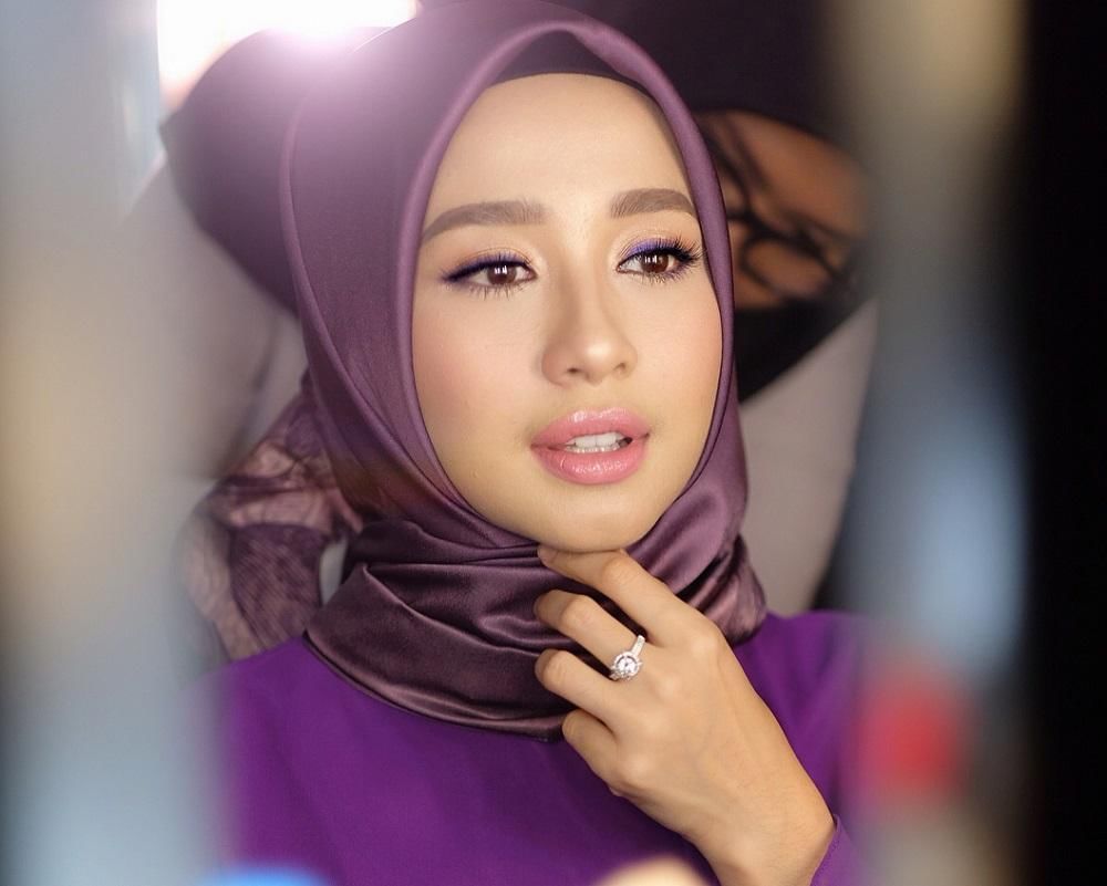 instagram.com/laudyacynthiabella