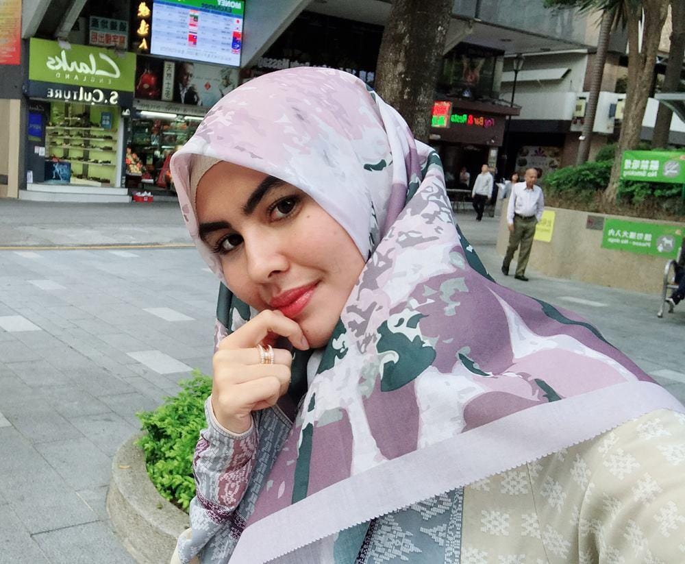 Instagram.com/kartikaputriworld