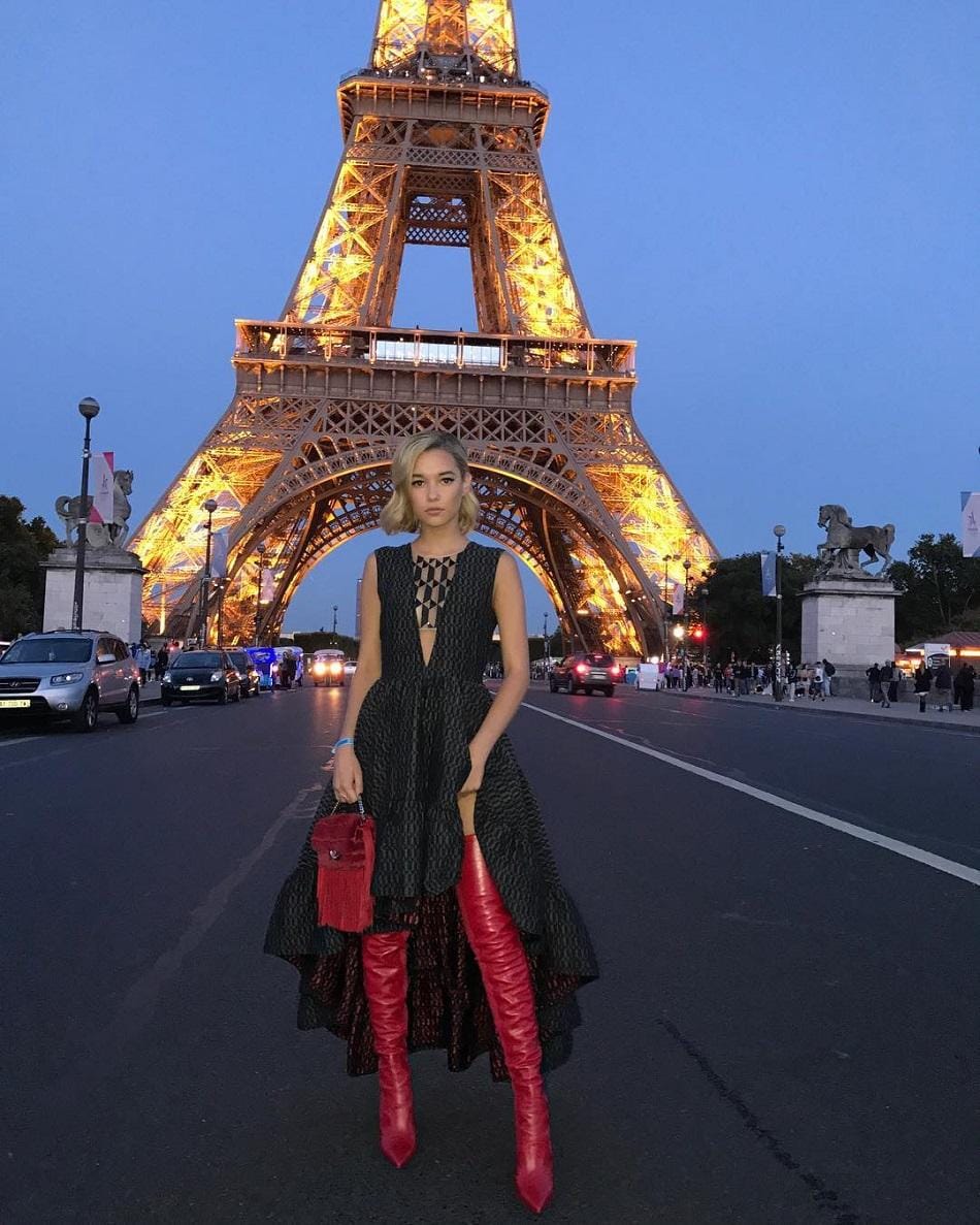 Instagram.com/sarahfuckingsnyder