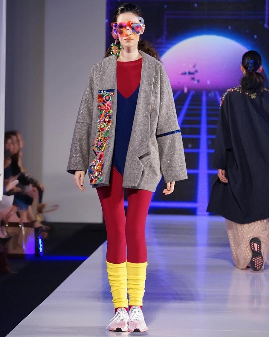 Instagram.com/melahyarfirst