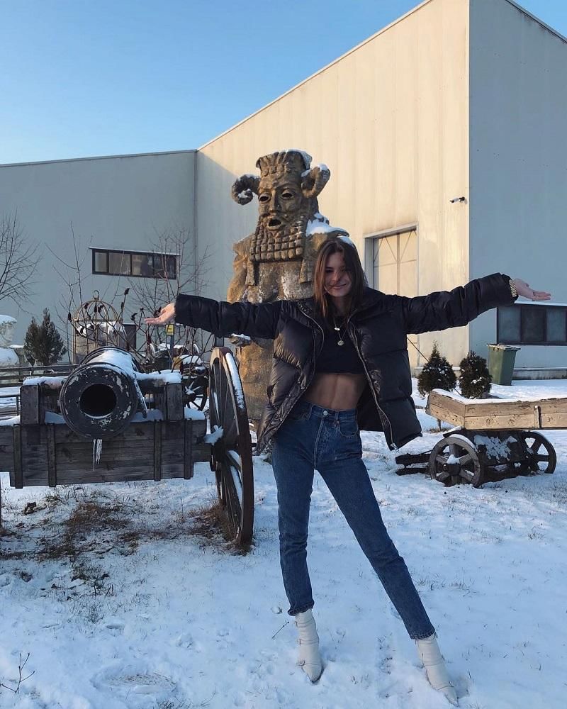 Instagram.com/emrata