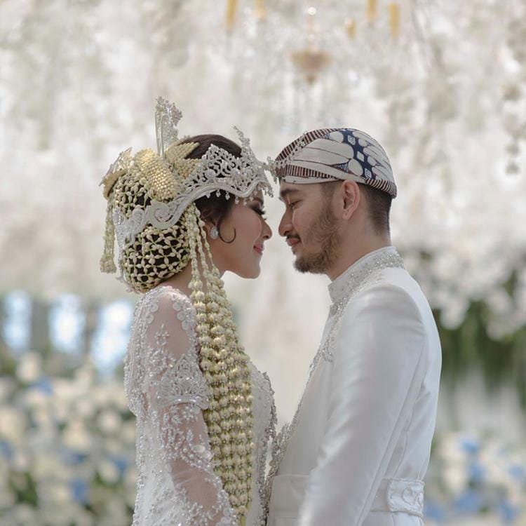 Instagram.com/syahnazs,nocture.co